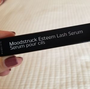 Younique Esteem Lash Serum